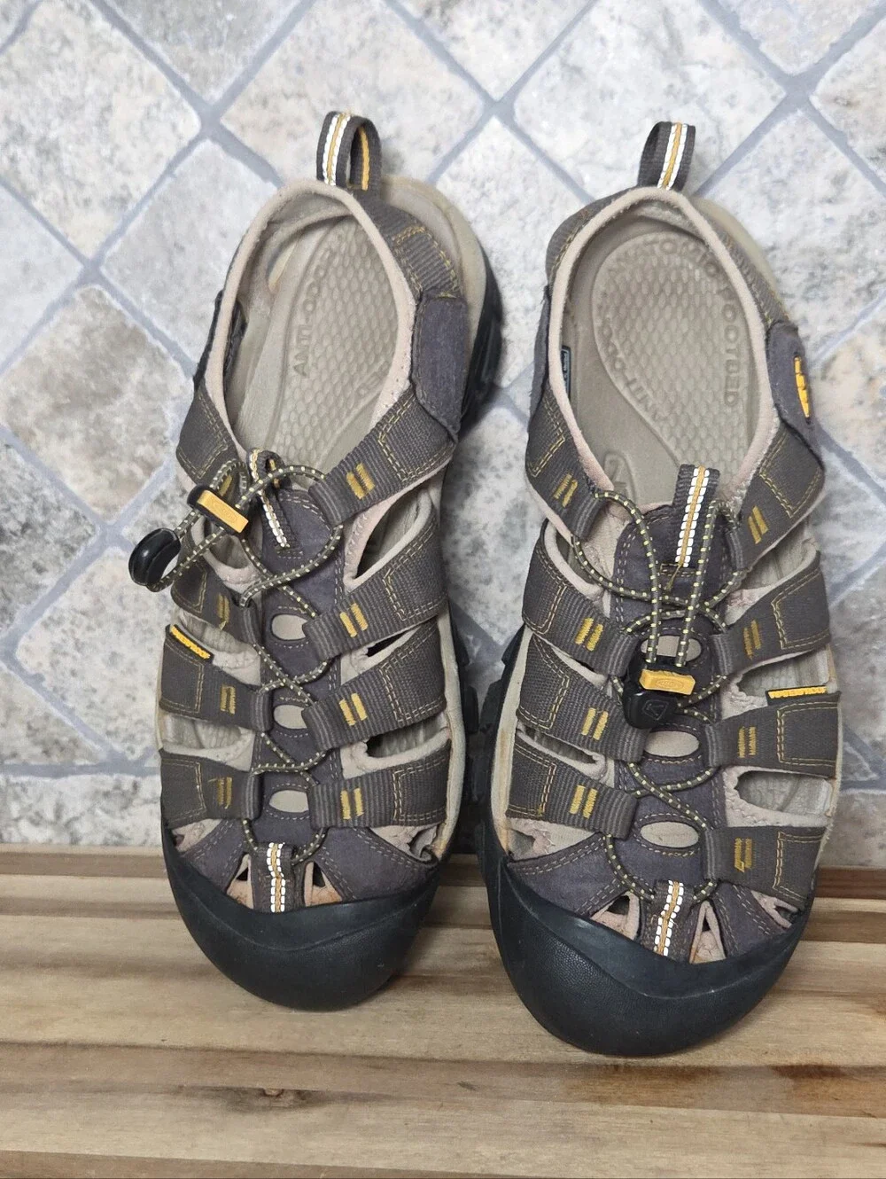 Mens Keen Brown and Yellow Closed-Toe Outdoor Water Park Hiking Sandals Size 11